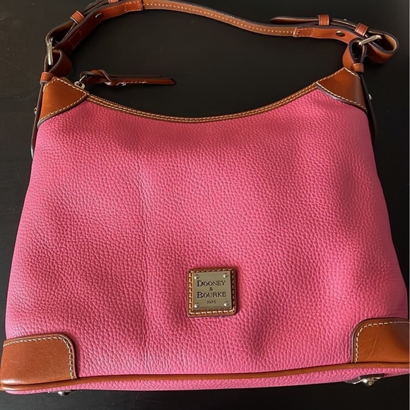 NWOT DONNEY AND BOURKE LEATHER PEBBLE PINK HOBO BAG - Picture 3 of 12